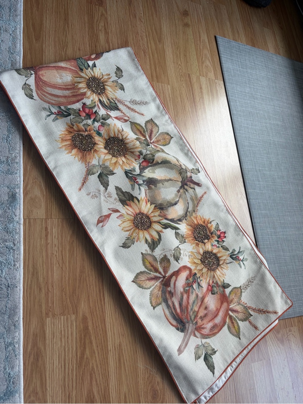 Sunflower & Pumpkin Autumn Table Runner